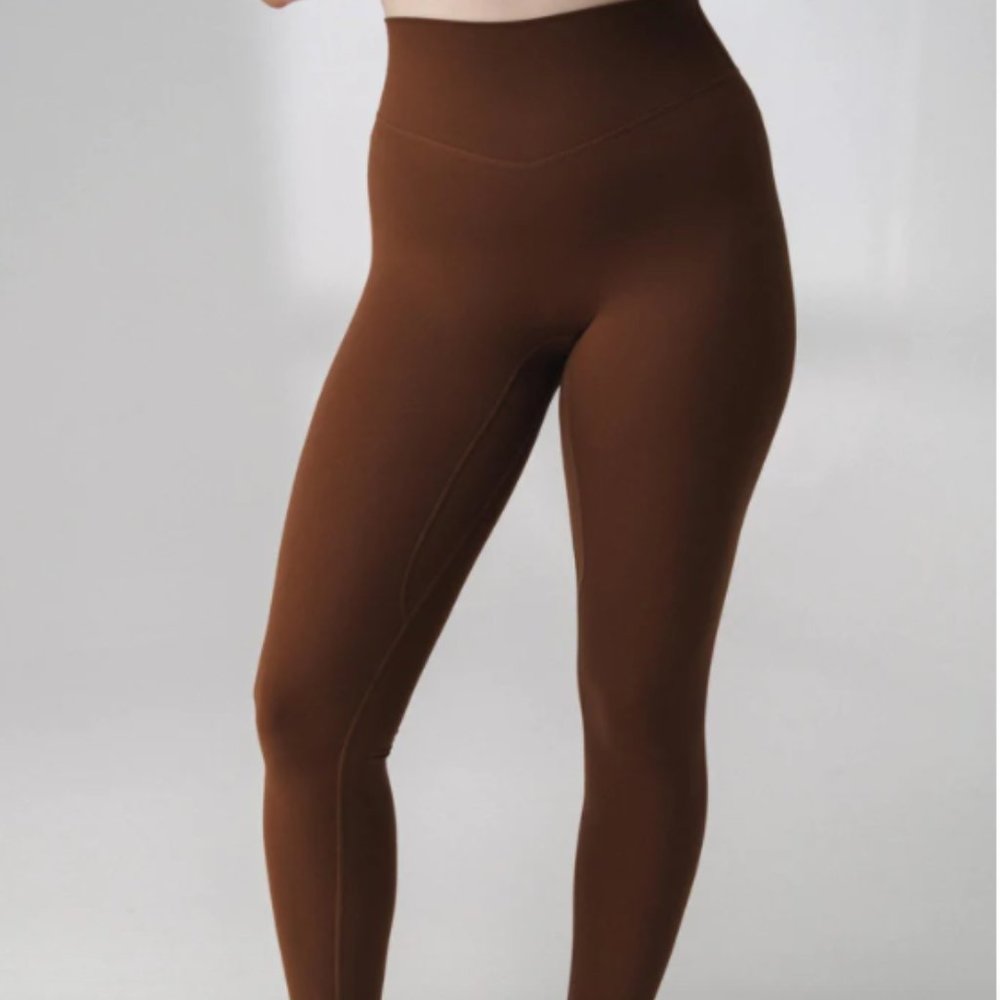 THE CLOUD PANT COCOA BALANCE LOGO